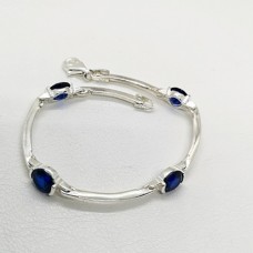 сребърна гривна със сапфир