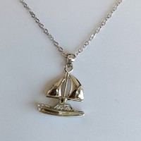 сребърно колие - платноходка