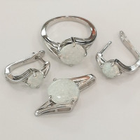 сребърен комплект с бял опал