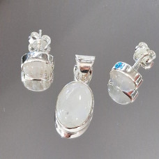 сребърен комплект с лунен камък