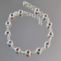 сребърна гривна с гранат