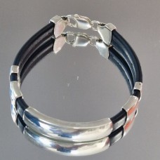 сребърна гривна с естествена  кожа