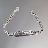 сребърна мъжка гривна с плочка