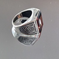 сребърен мъжки пръстен със  султанит