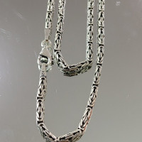 сребърен синджир - кралска плетка