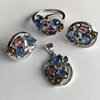 сребърен комплект с цветни камъни