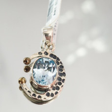  сребърна висулка с топаз